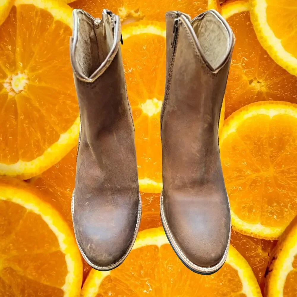 Twisted X Cowboy Ankle Boots with White Stitch Design Size 7.5 Model WWF0010‎